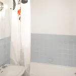 A Deux Pas De La A - Fr-1-323-415 *